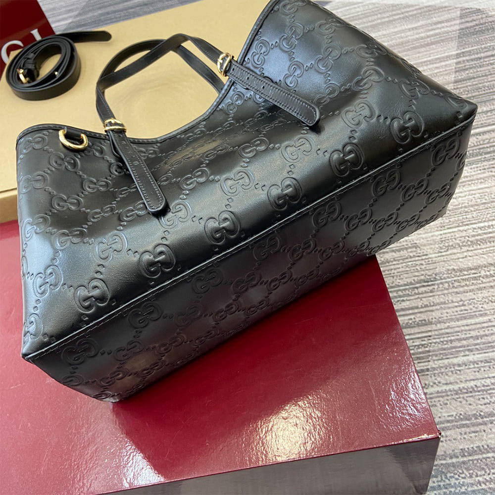 GG Emblem medium tote bag