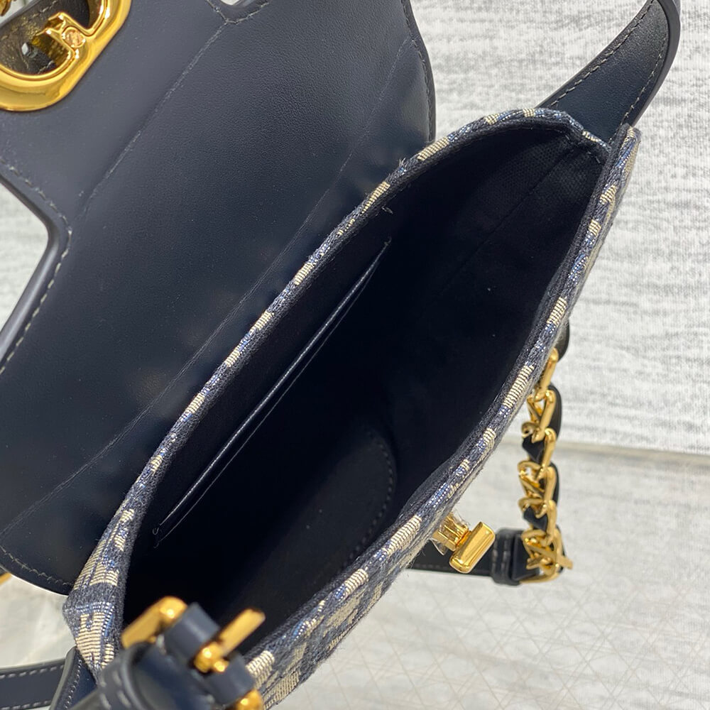 30 Montaigne Dior Amber Mini Bucket Bag