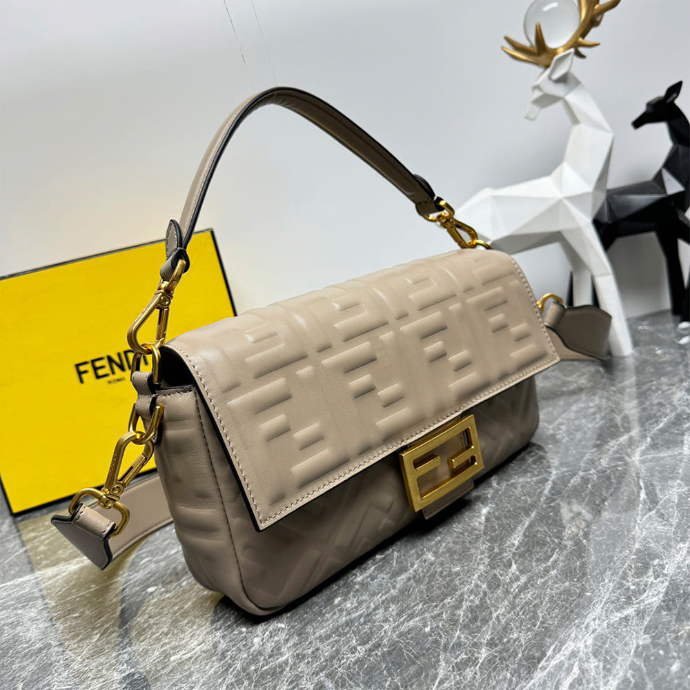 Fendi Baguette