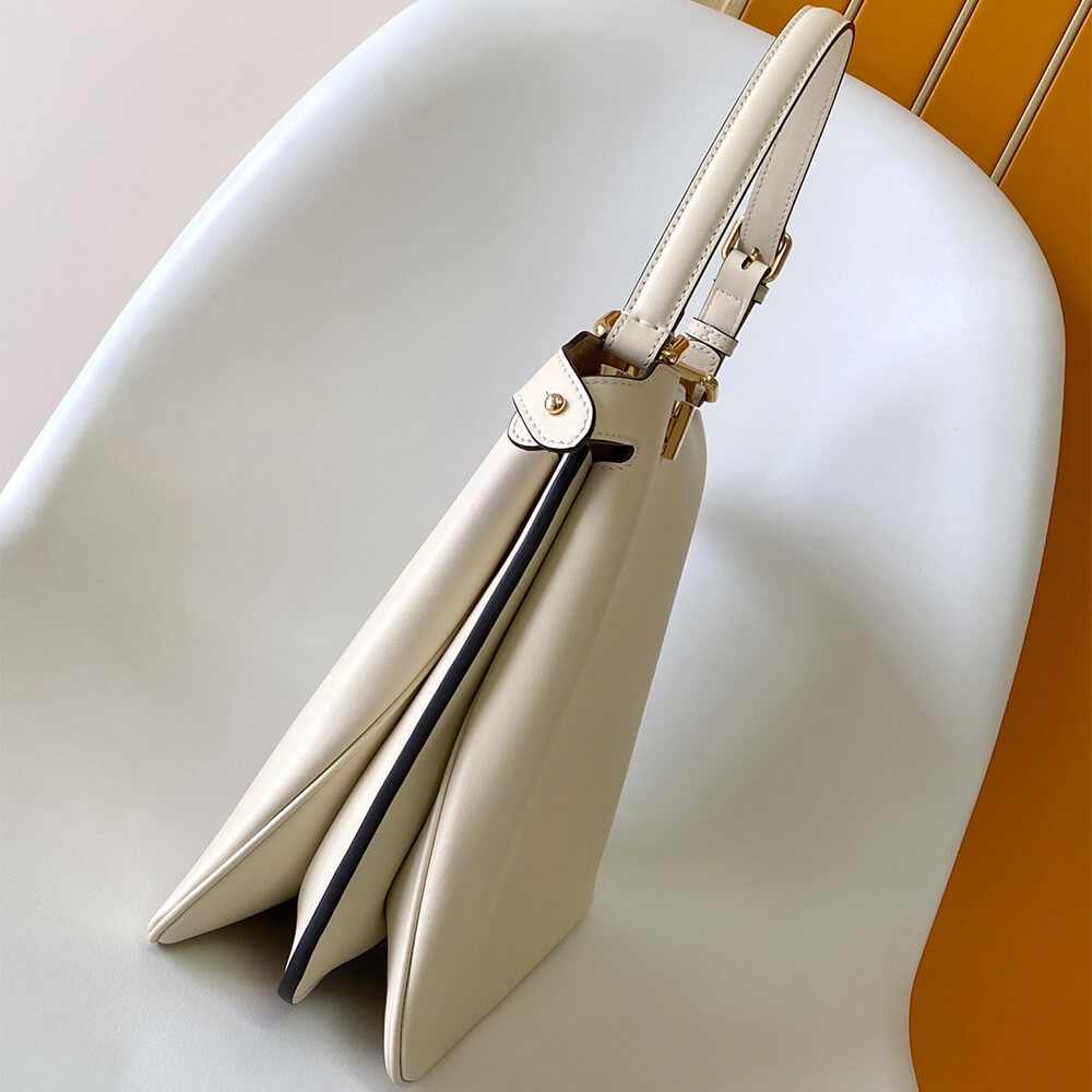 FENDI Peekaboo Soft Medium(HIGH-END GRADE)