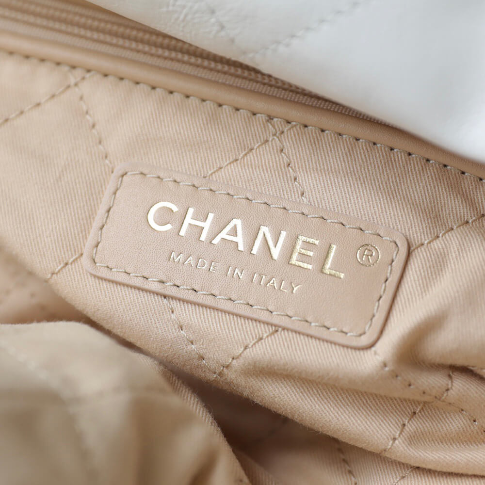 CHANEL 22 HANDBAG(high-end grade)
