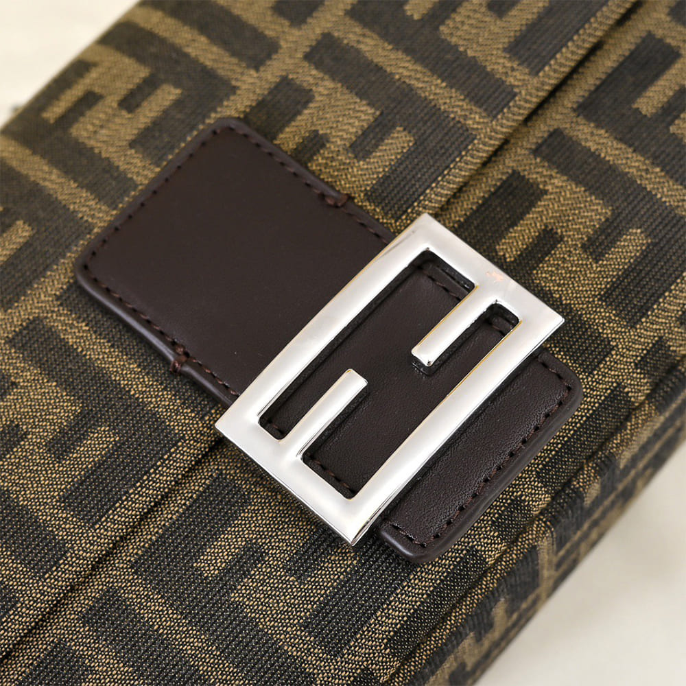 Fendi Baguette