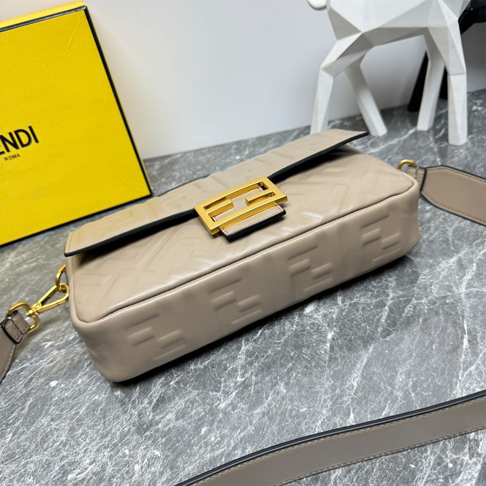 Fendi Baguette
