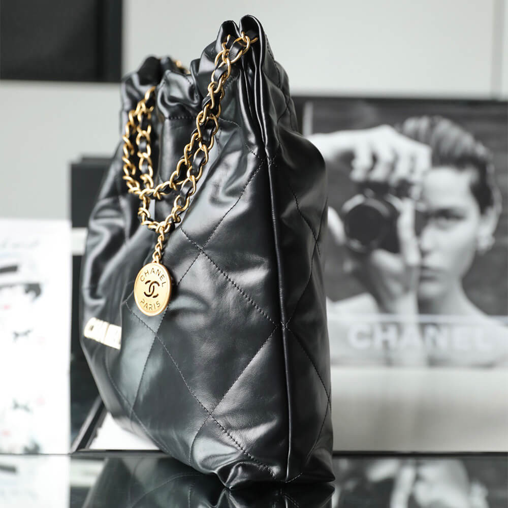 CHANEL 22 HANDBAG(high-end grade)