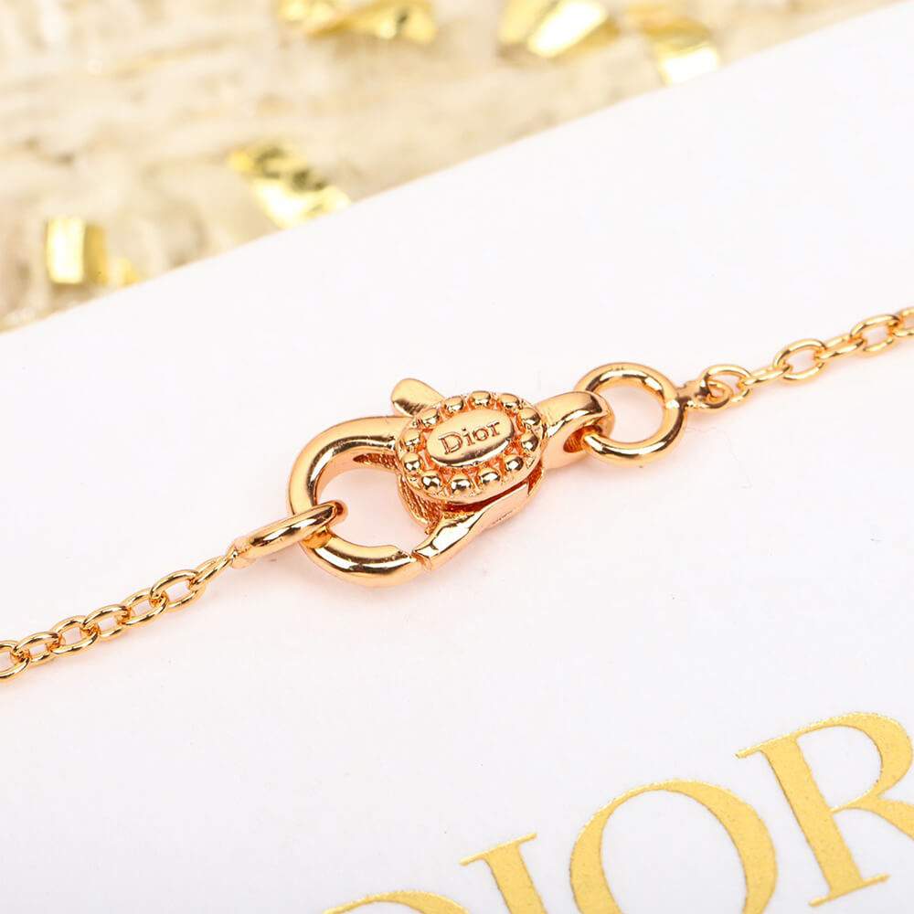 DIOR necklace