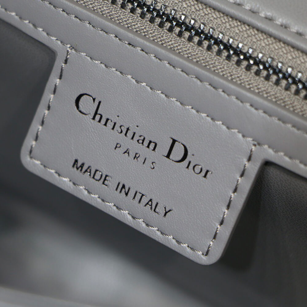 MEDIUM DIOR CARO BAG(HIGH-END GRADE)