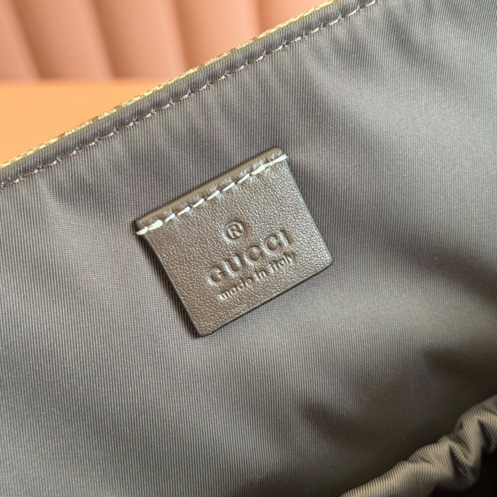GUCCI GG Supreme Diaper Bag(HIGH-END GRADE)