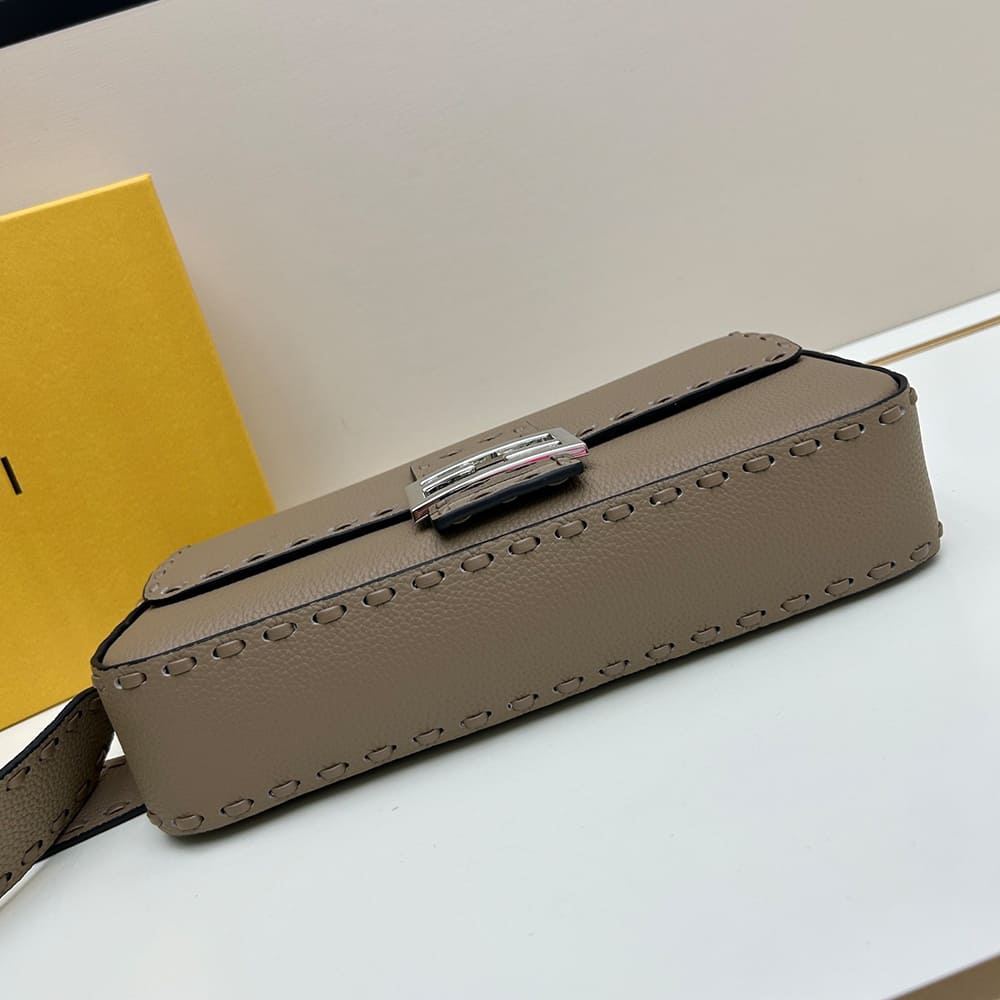 Fendi Baguette
