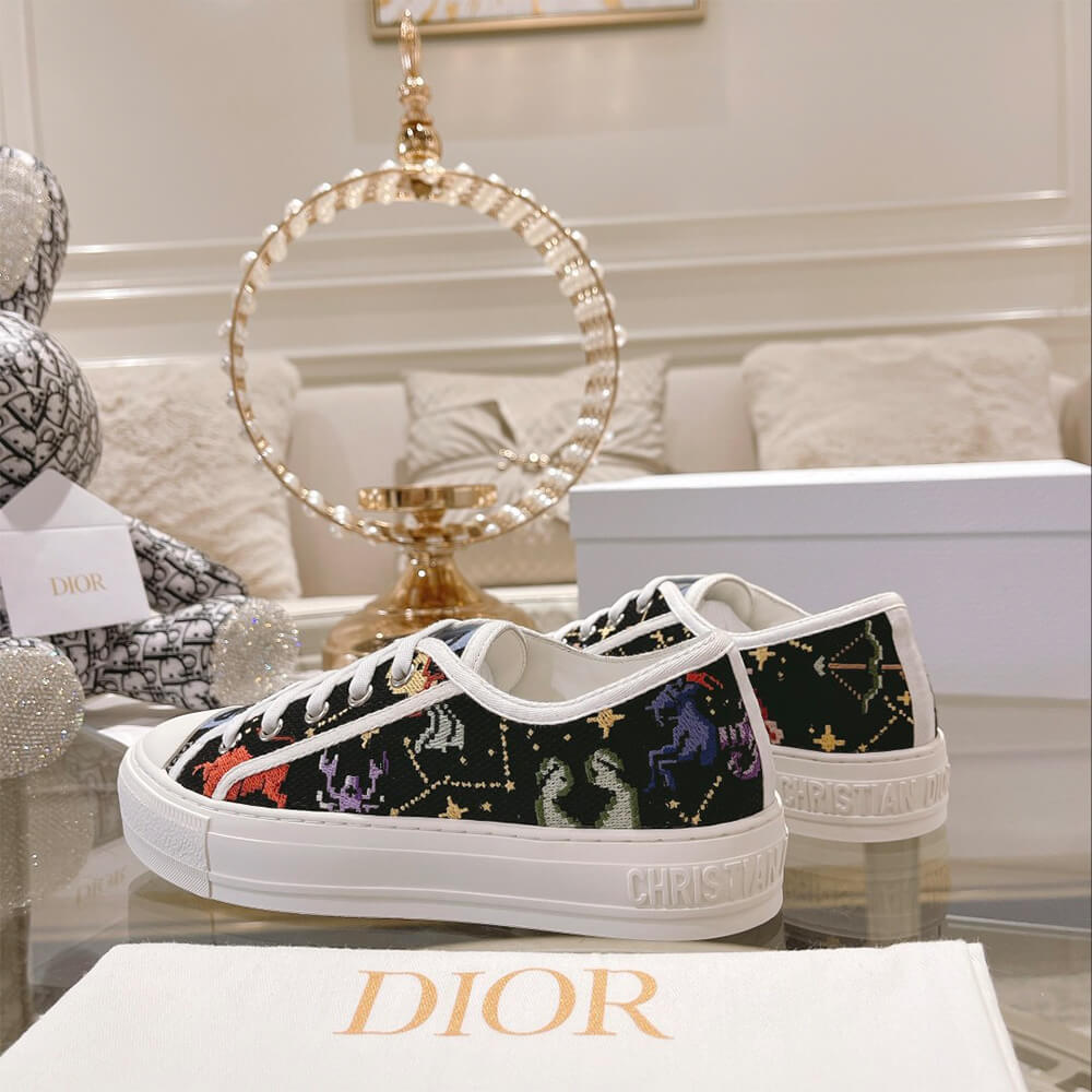 WALK N DIOR SNEAKER
