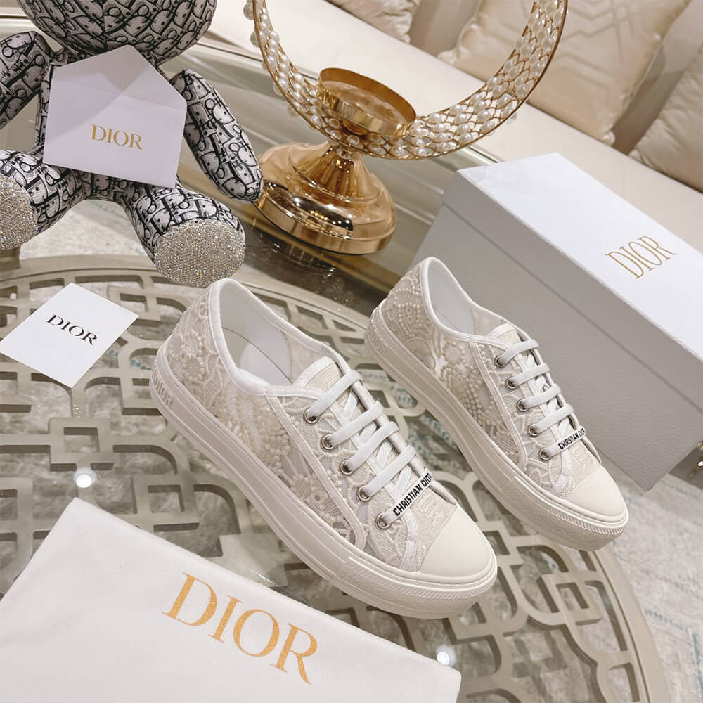 WALK N DIOR SNEAKER