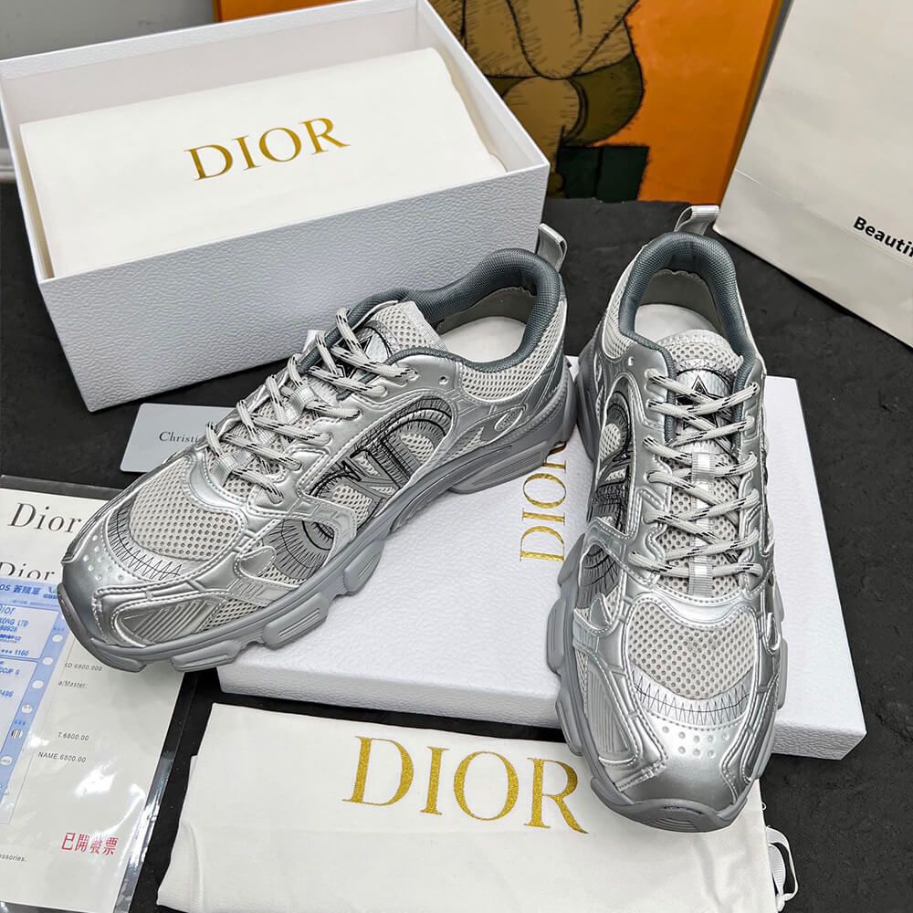 DIOR Chrono Sneaker